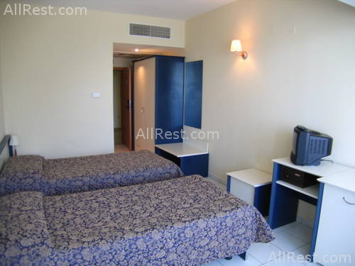 Dolphin Hotel 12